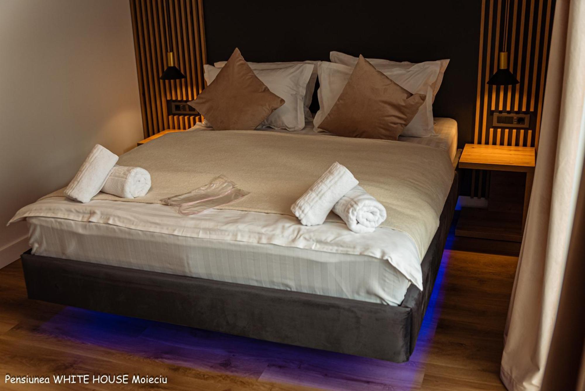 Hotel White House Moieciu à Moieciu de Jos Extérieur photo