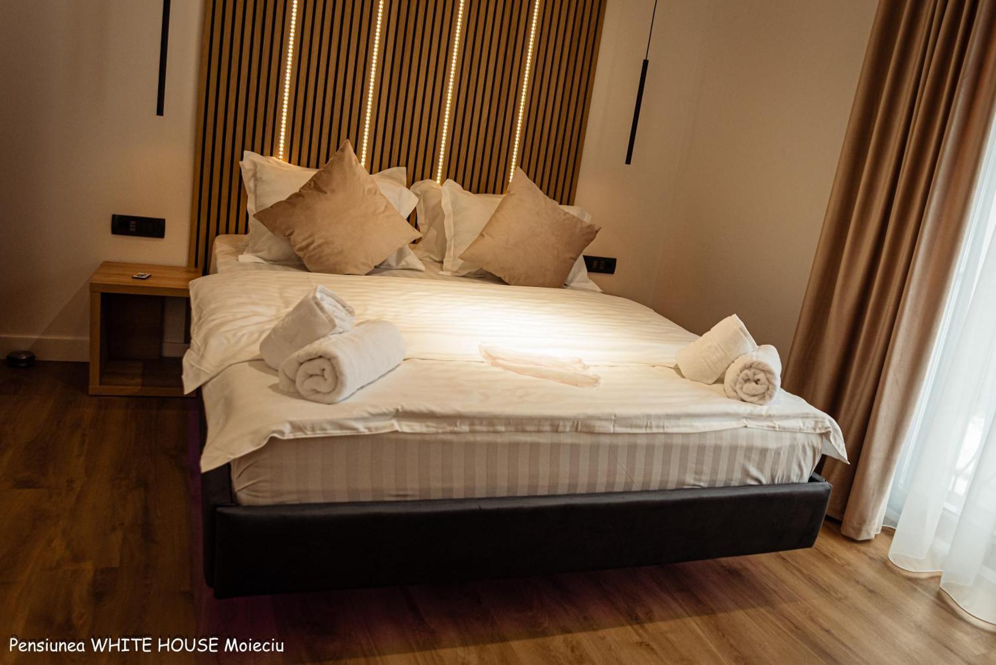 Hotel White House Moieciu à Moieciu de Jos Extérieur photo