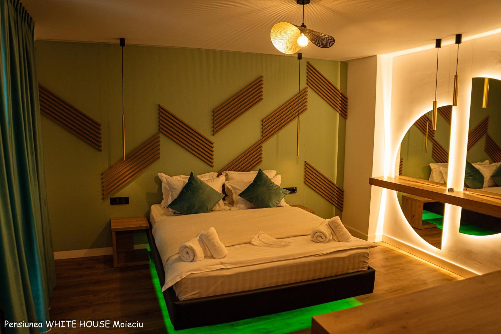 Hotel White House Moieciu à Moieciu de Jos Extérieur photo