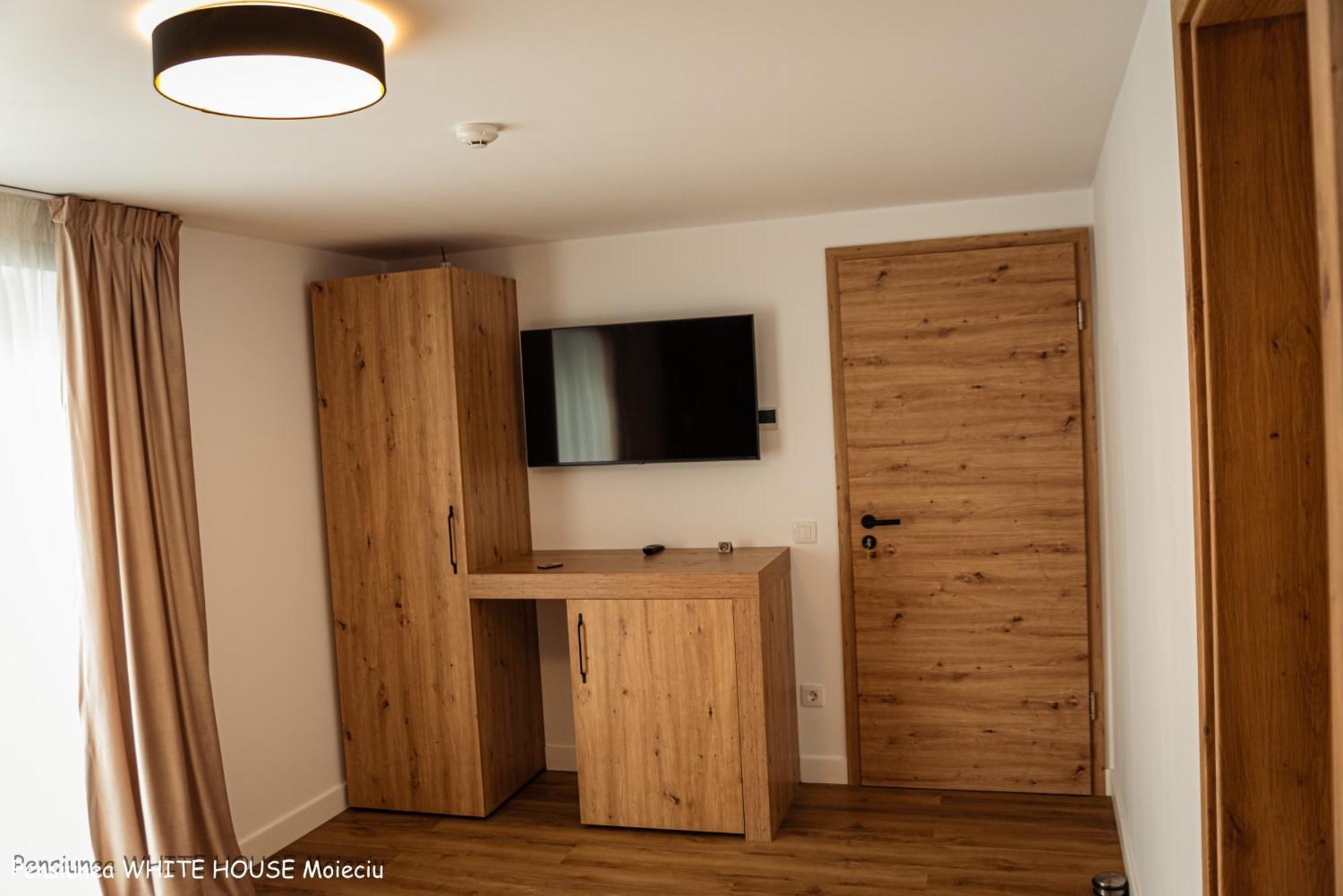 Hotel White House Moieciu à Moieciu de Jos Extérieur photo