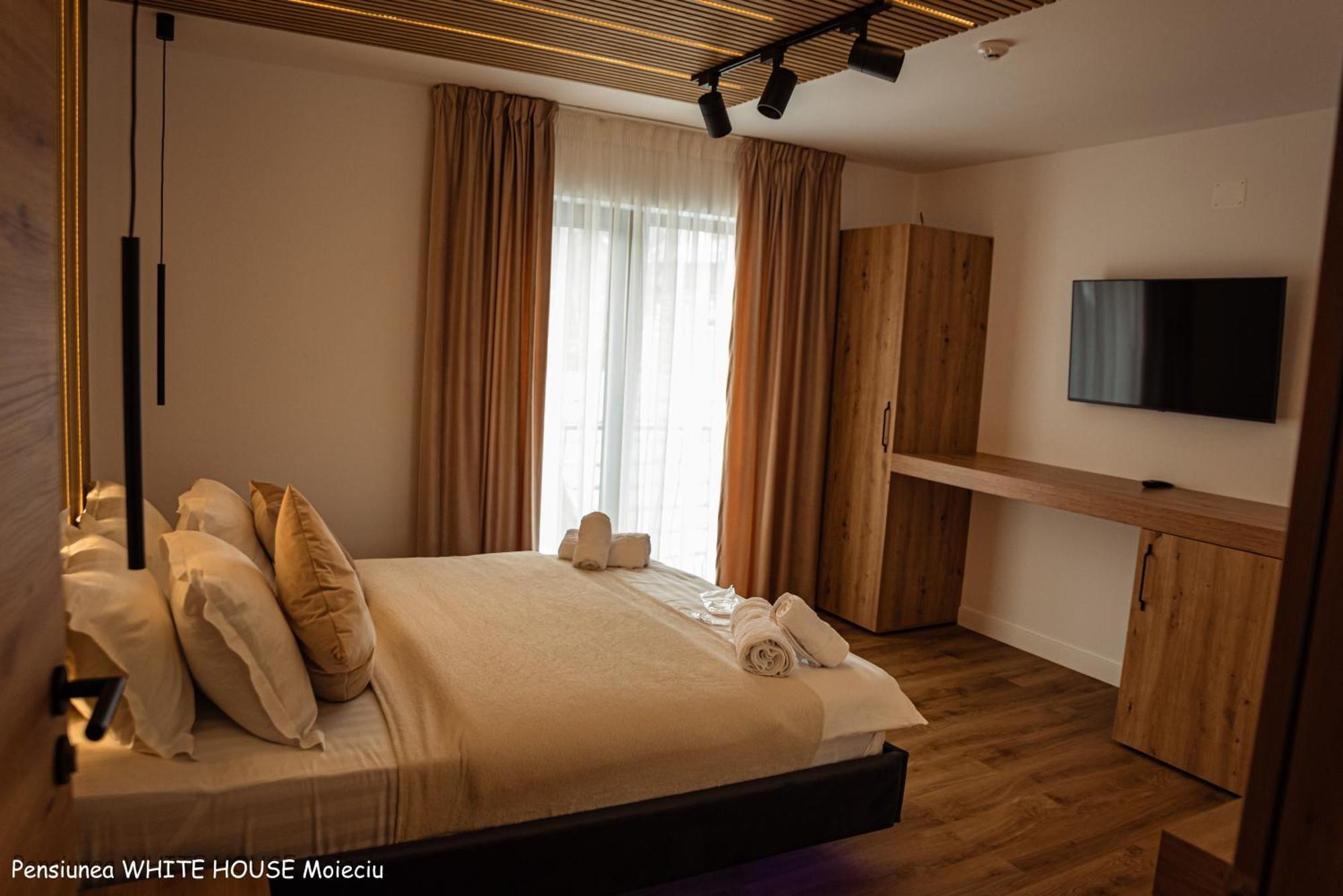 Hotel White House Moieciu à Moieciu de Jos Extérieur photo